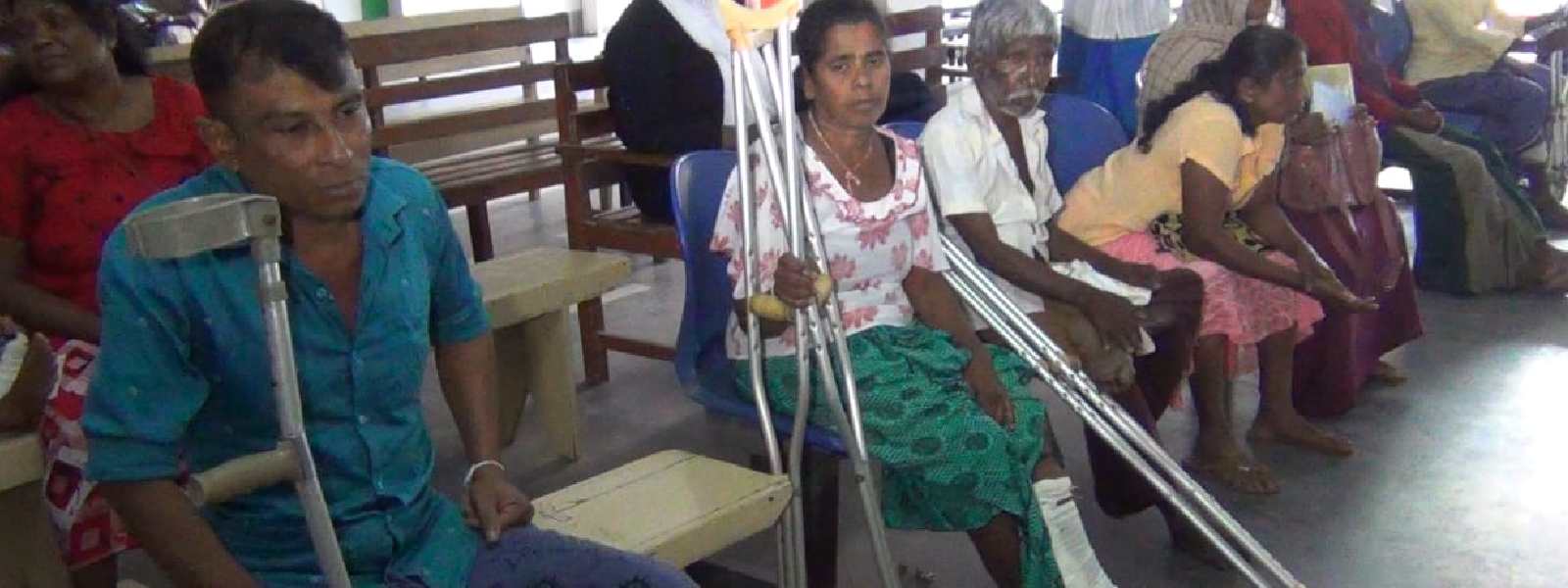තවත් පළාත් 5ක වෛද්‍යවරු වර්ජනයේ